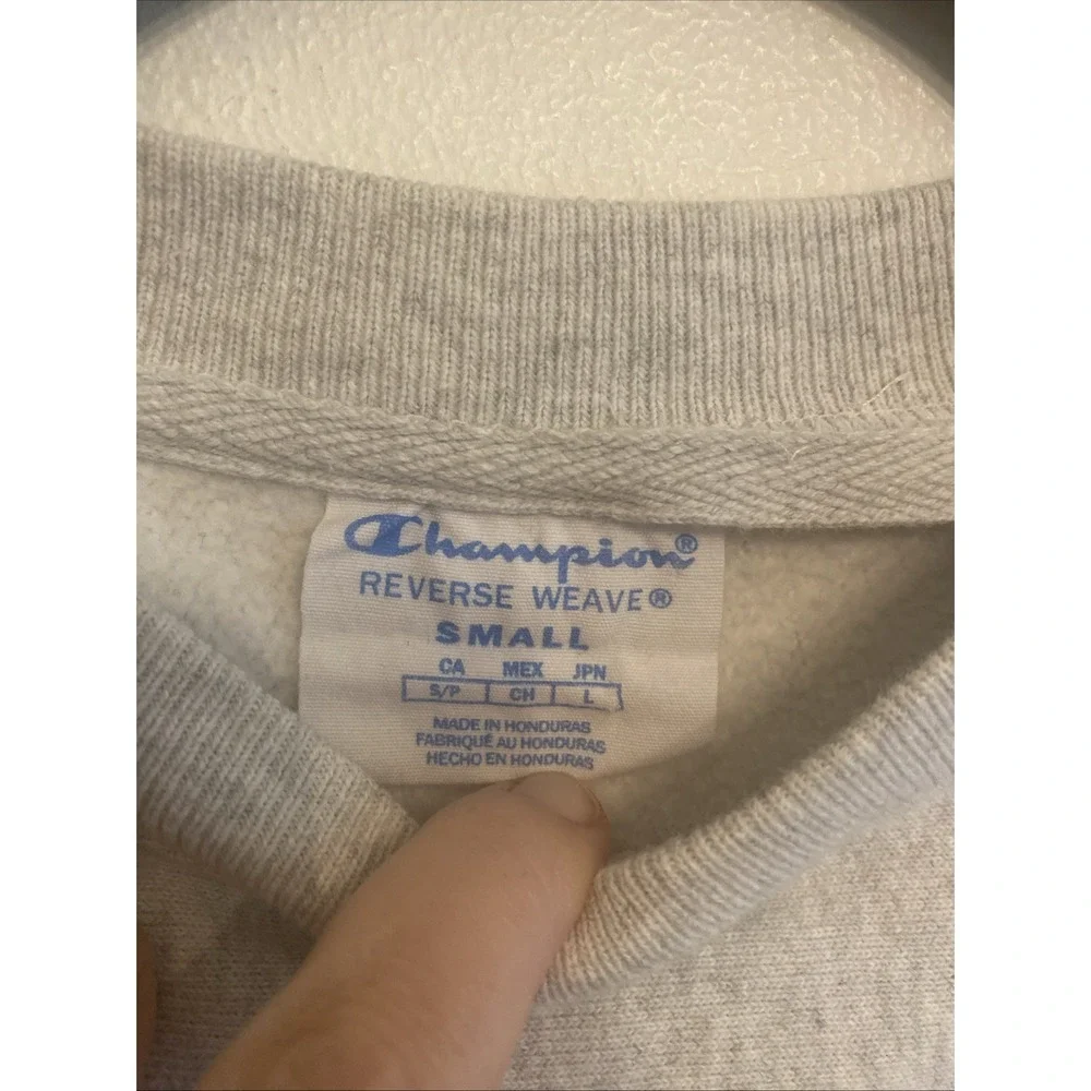 Vtg Champion Reverse Weave 90's Harvard Embroidered Crop Sweatshirt Size Small - Picture 2 of 10